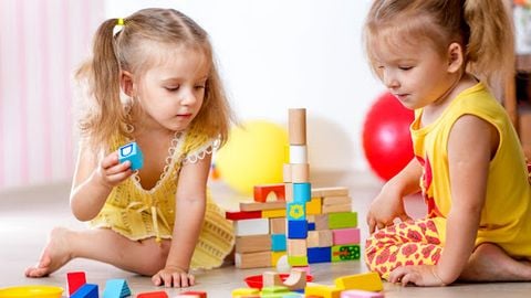 Những điểm quan trọng về trò chơi cho bé 2 tuổi cần biết